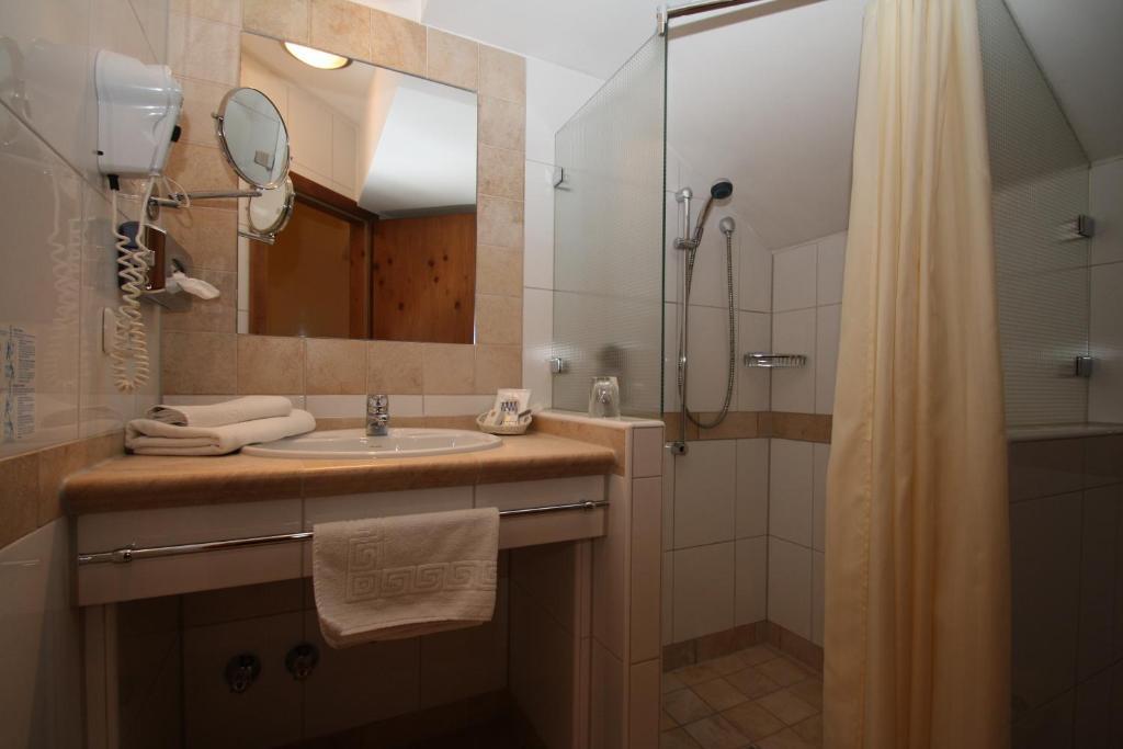 Hotel-Restaurant Gasthaus Bonimeier Niedergottsau Oda fotoğraf